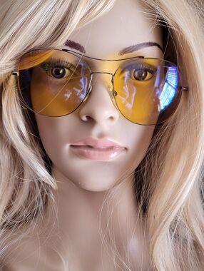 Gucci Women's Sunglasses with Yellow Lenses